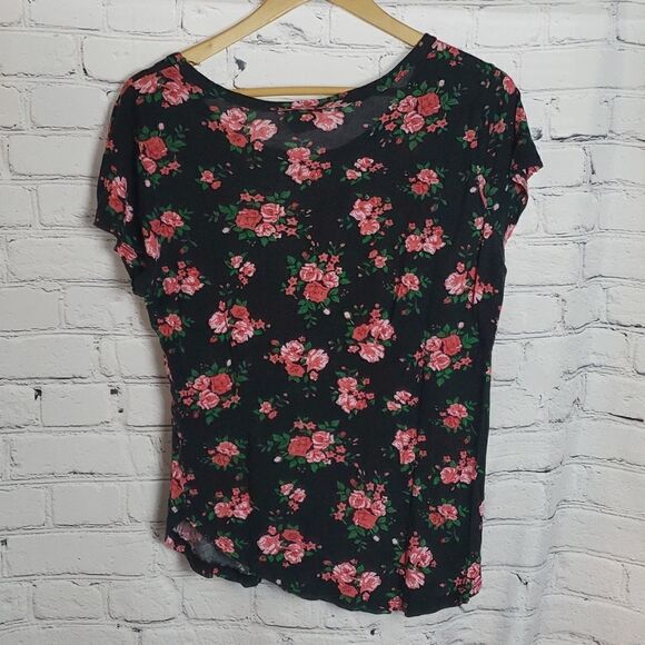 Day Trippin' Blessed Floral Shirt - Picture 3 of 9